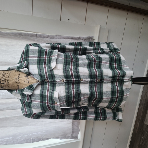 Ladies Medium Flannel Button Down Shirt - Picture 1 of 7